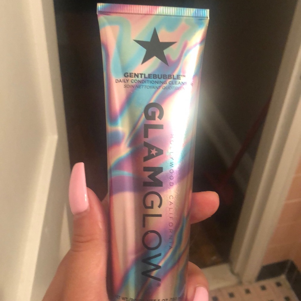 Gentlebubble glam glow cleanser